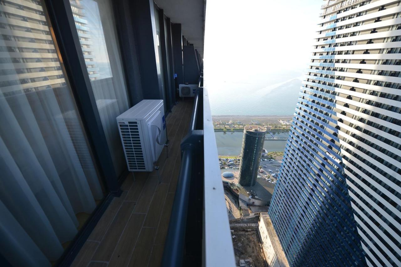 Orbi City Twins Tower Batumi Eksteriør bilde