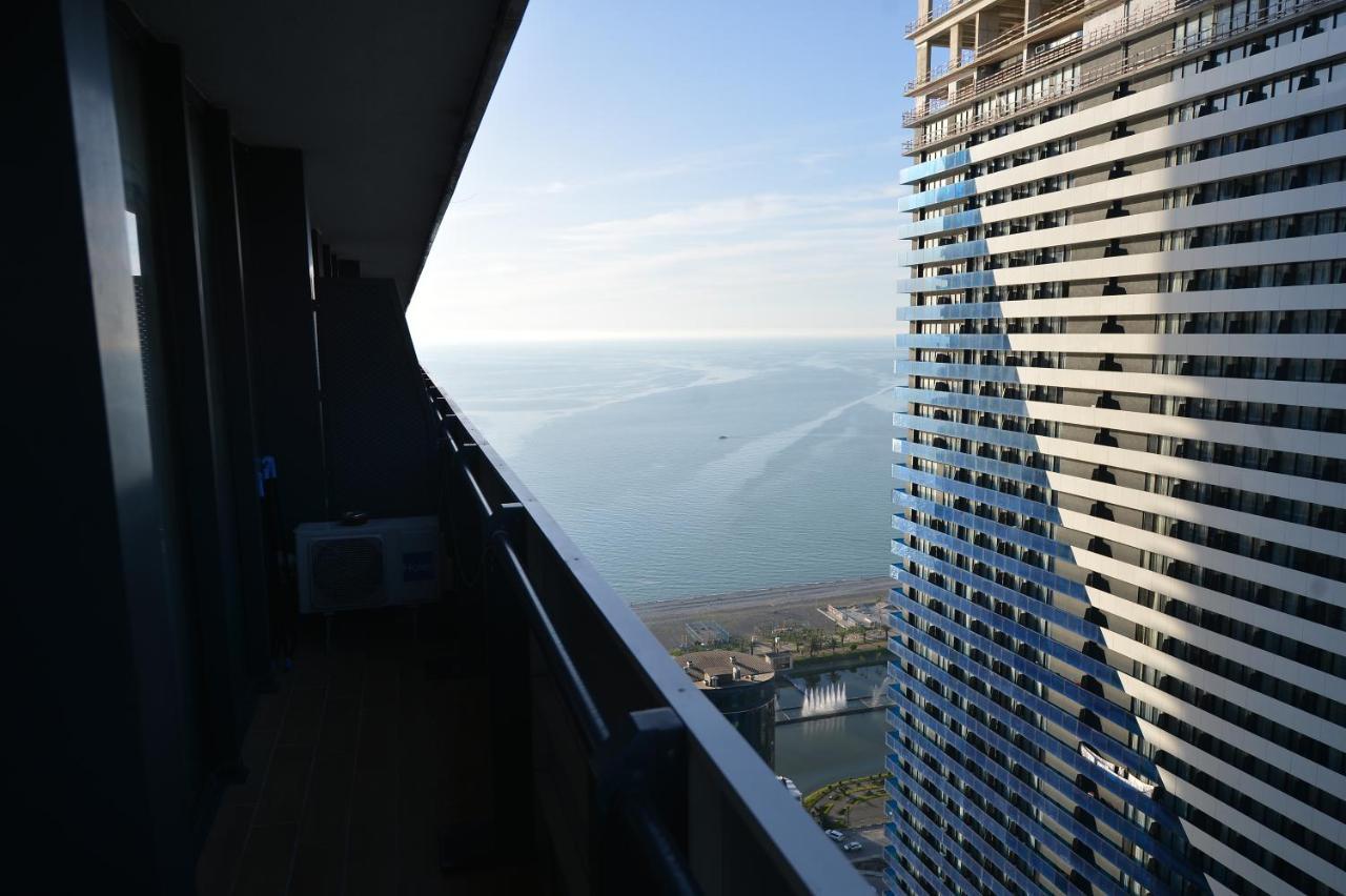 Orbi City Twins Tower Batumi Eksteriør bilde