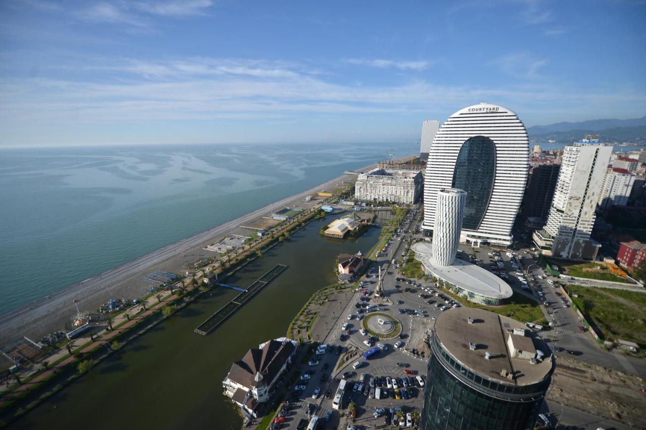 Orbi City Twins Tower Batumi Eksteriør bilde