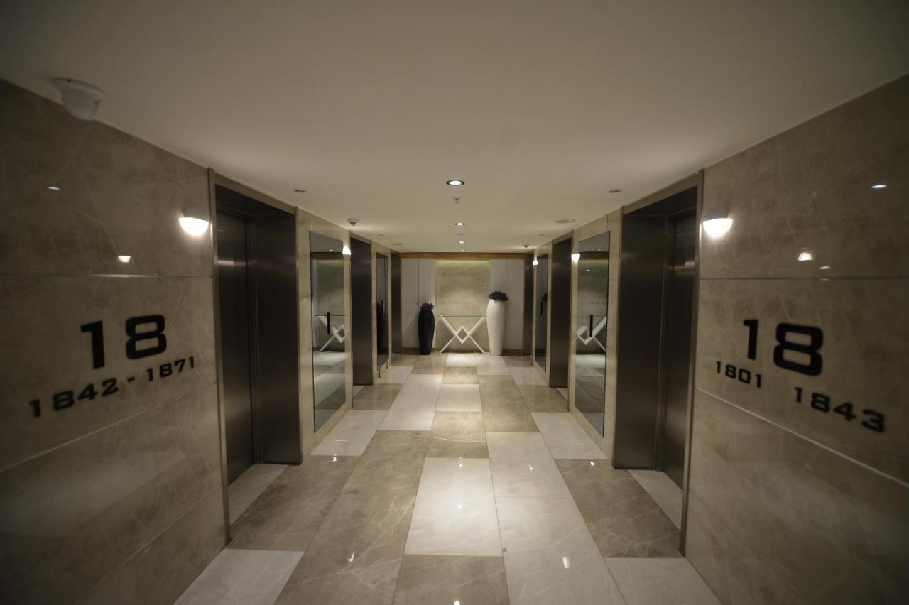 Orbi City Twins Tower Batumi Eksteriør bilde